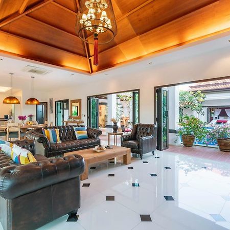 Jewels Villas Phuket Surin Beach  Eksteriør billede
