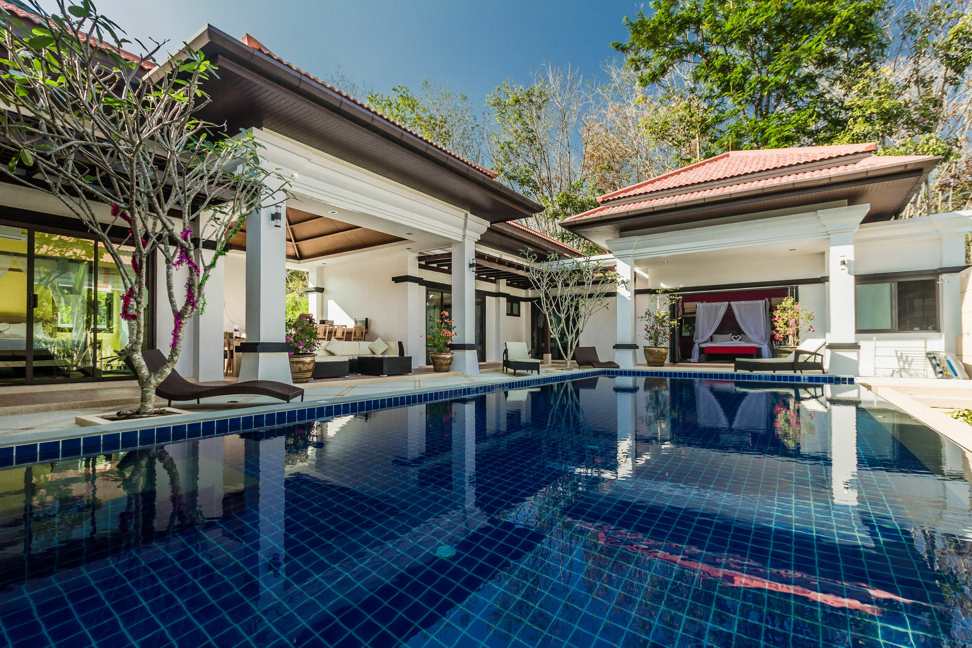 Jewels Villas Phuket Surin Beach  Eksteriør billede