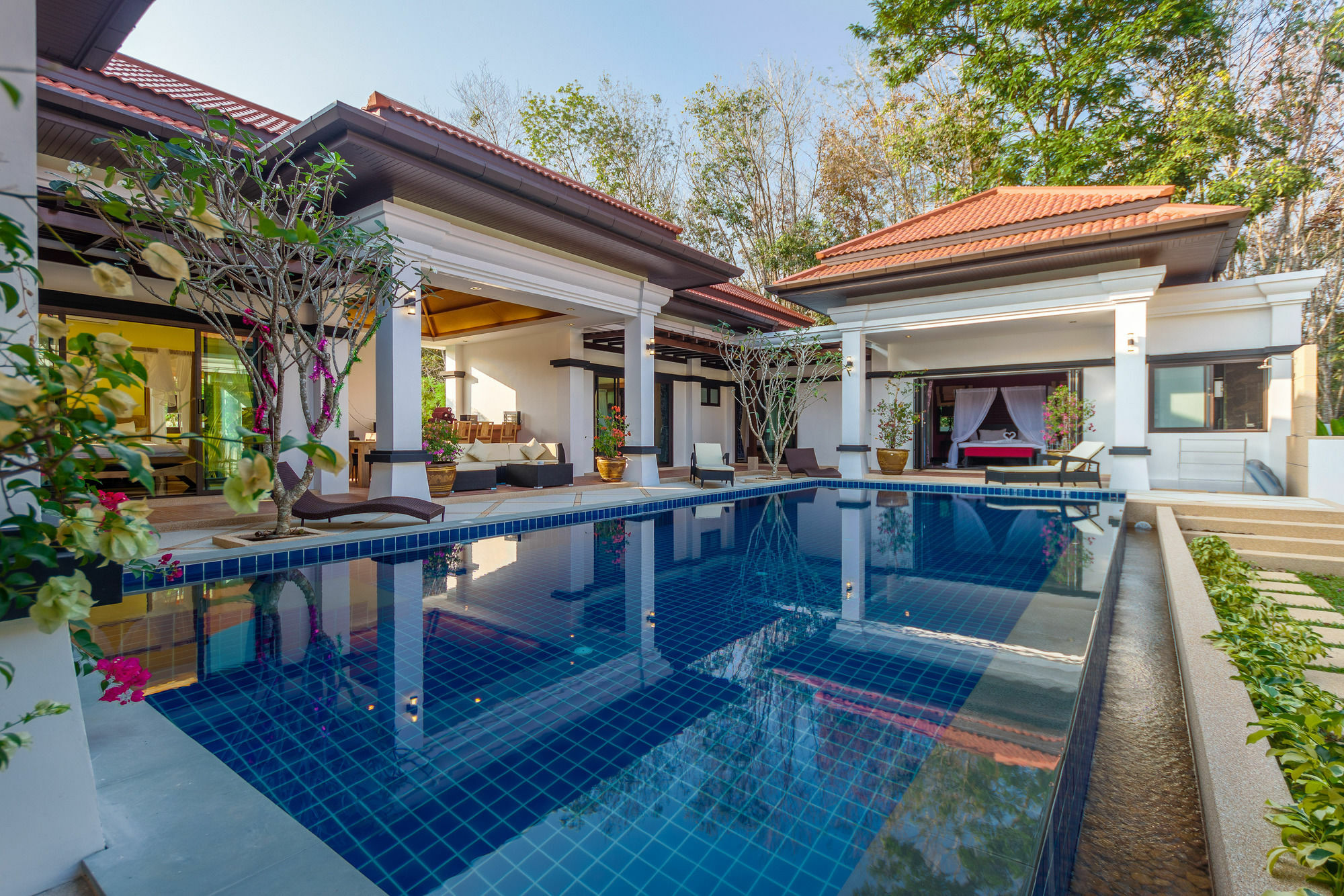 Jewels Villas Phuket Surin Beach  Eksteriør billede