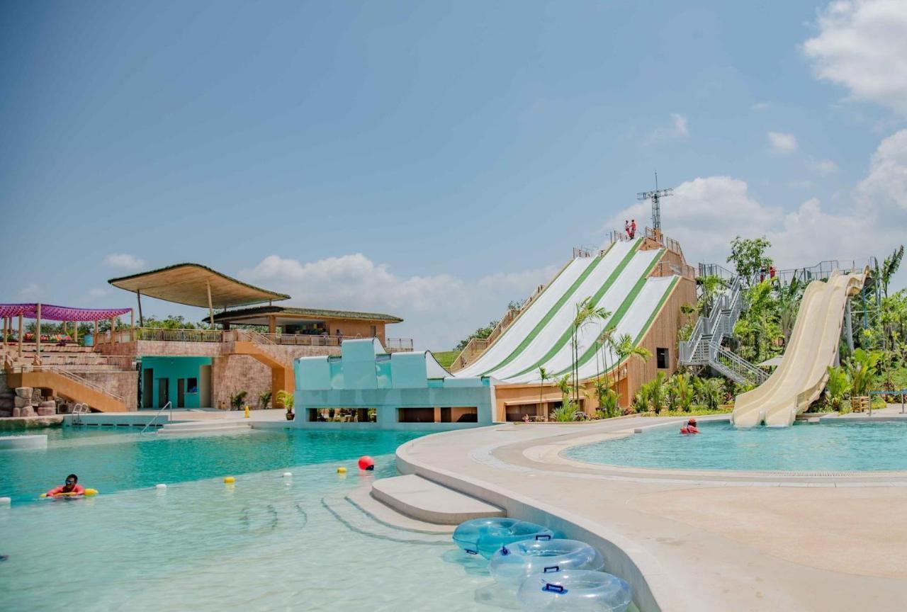 Jewels Villas Phuket Surin Beach  Eksteriør billede